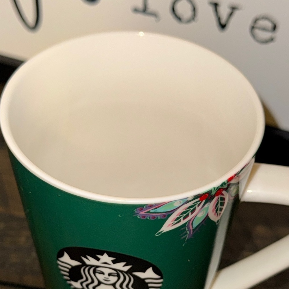 2020 Starbucks Coffee Co. Tall 12oz. Green Floral Coffee Mug Cup (Christmas) - Picture 10 of 12